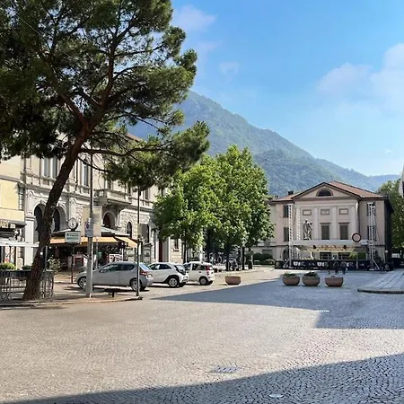 Croce Di Malta - Affitti Brevi Italia Lägenhet Lecco